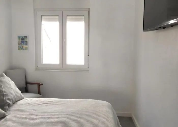 Moderno Junto Al Musac