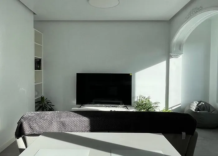 Moderno Junto Al Musac * León